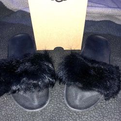 Womens UGG Slippers