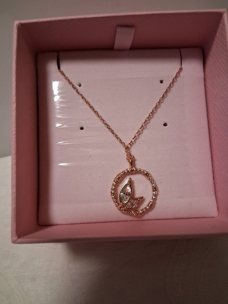 Swarovski Necklace Rose Gold New With Box