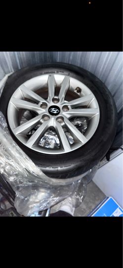 WHEEL 4  Give me a price or give me a deal 800$