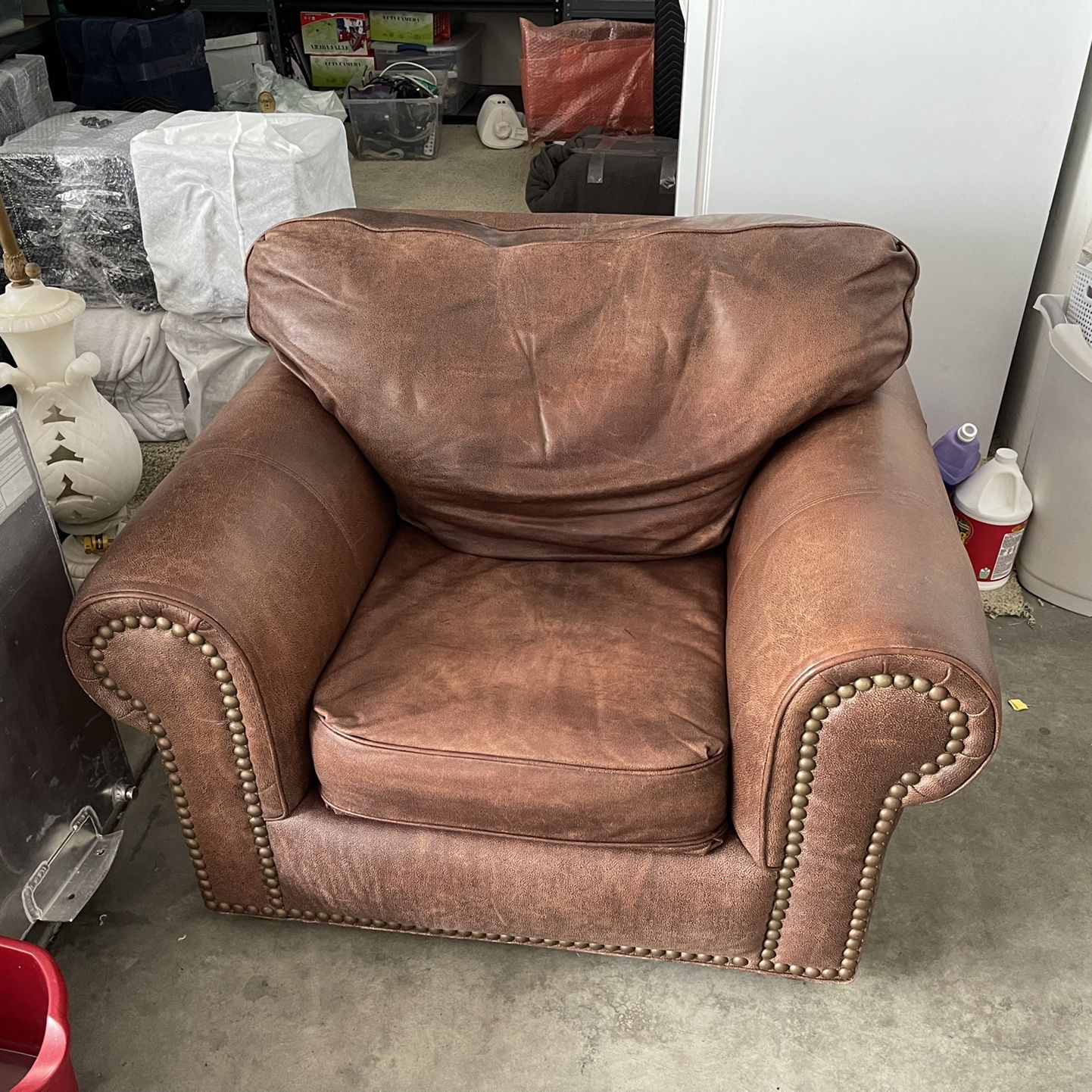 Top Quality Hand Made Custom Genuine Leather Arm Chair 