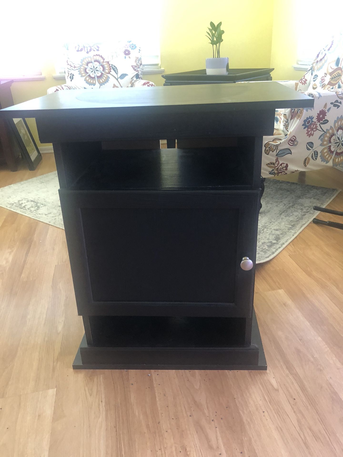 Pedestal Cabinet