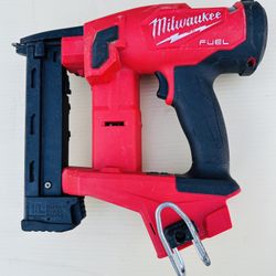 Milwaukee Tool 2749-20 M18 Fuel 18 Gauge 1/4 In. Narrow Crown Stapler (Tool Only