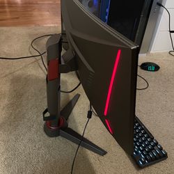 MSI Optix MAG24C Curved Gaming Monitor |144Hz | 24” | 1080p | No dead pixels