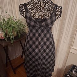 Size Small Planet Gold Plaid 50's/60's Or Goth Dress
