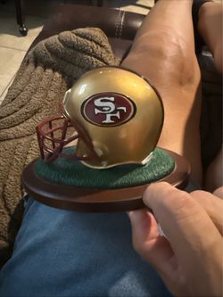 San Francisco 49ers Mini Helmet Display