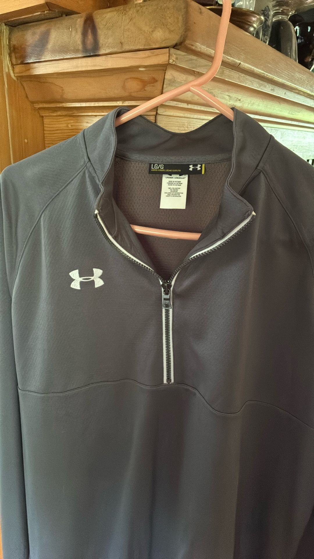 Under Armor Lg Long Sleeve