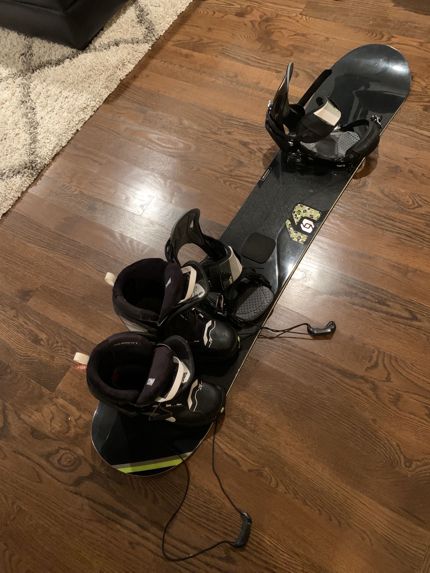 Salomon Special 159 Snowboard with boots and bindings