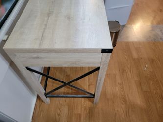 Computer desk Free