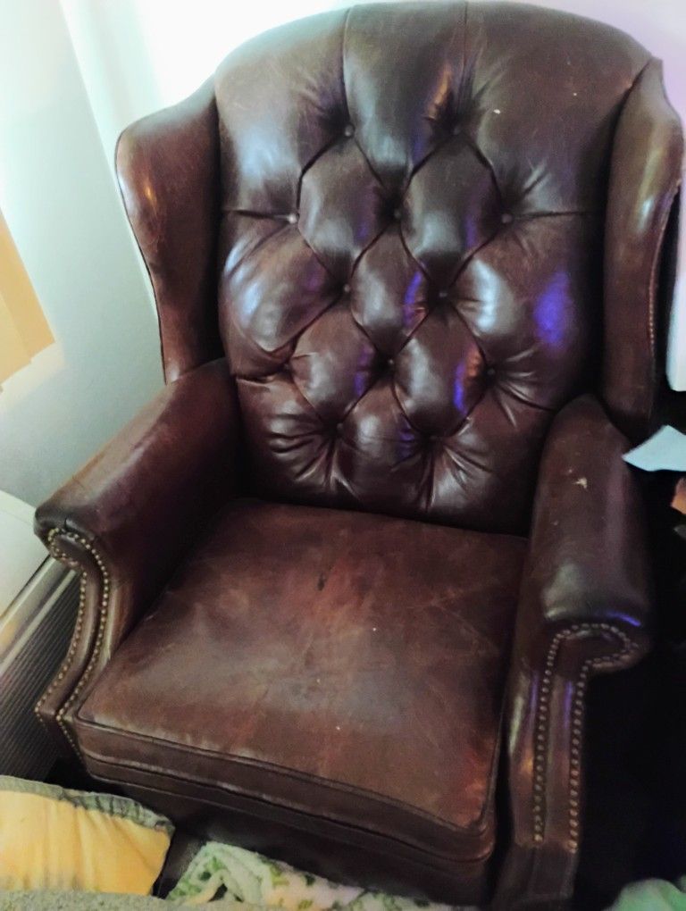 Old Fashion Recliner Chair