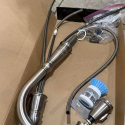 Kitchen Sink Faucet / Glacier Bay Towel Rack And Hooks