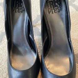 High Heels Size 8