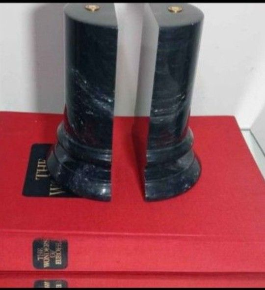 MID CENTURY LUXURY MARBLE BOOKEENDS 8"×6"