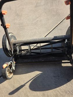Reel Push Lawn Mower
