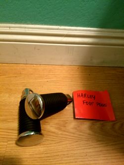 Harley Davidson foot pegs.. Fits most Harleys