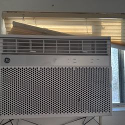 GE 10000 BTU Window AC