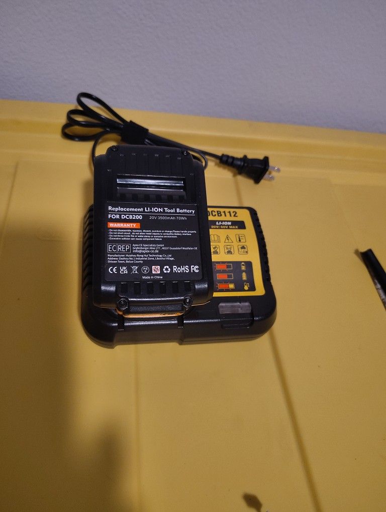 DeWalt Battery Charger 20v.