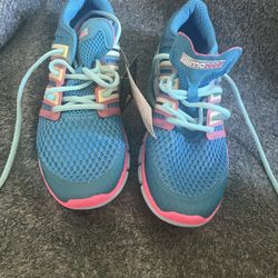 Adidas Running Shoes NWT Sz 10 Women’s
