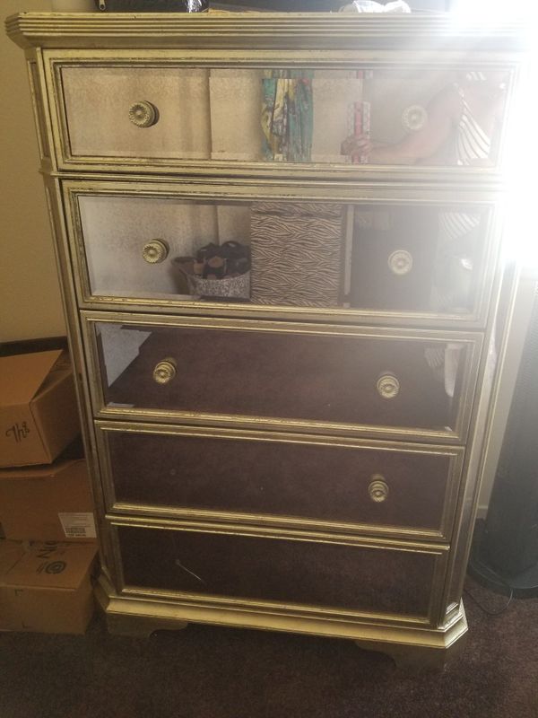 Z Gallerie Borghese 5 Chest Dresser For In View Park Windsor Hills Ca Offerup