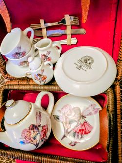REUTTER FREDERICK WARNE The FLOWER FAIRIES COLLECTION 1998 Tea Party Full Set