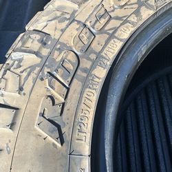 Nitto Ridge Grplr 295/70r17 Used Set Of 4