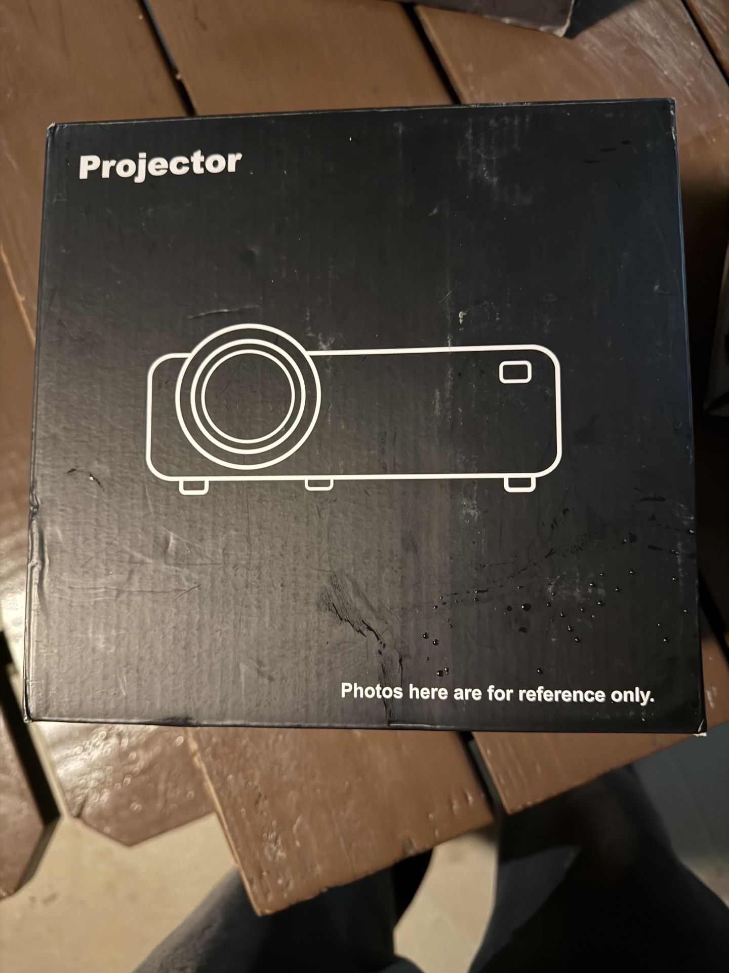 Projector W/ Screen