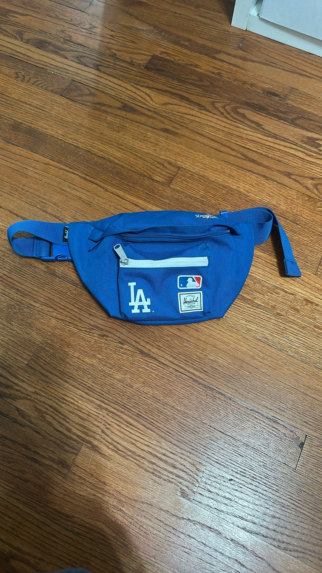 Herschel Dodger Fanny Pack 
