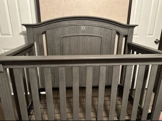 Delta Gray Crib