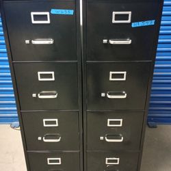 Metal File Cabinet No Key No Lock $ 65