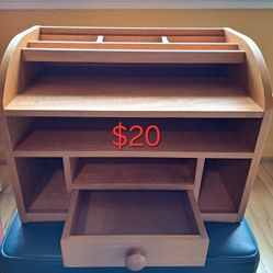 Desktop Organizers 