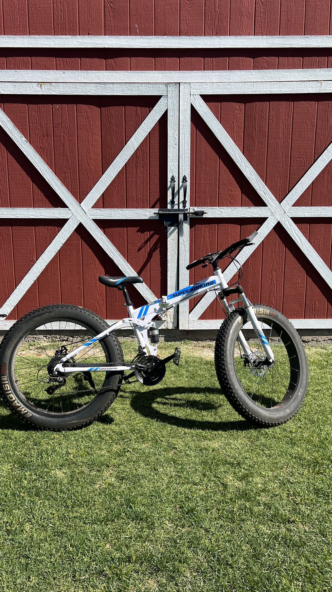 Bike For Sale White and Blue Bike 26 Inch Tires