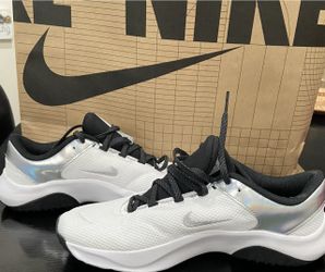 Nike Sneakers Women 9.5- Legend Essential 3