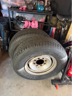 2 vehicle tires