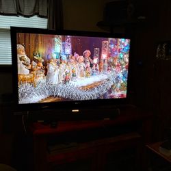 Toshiba TV With Soundbar 