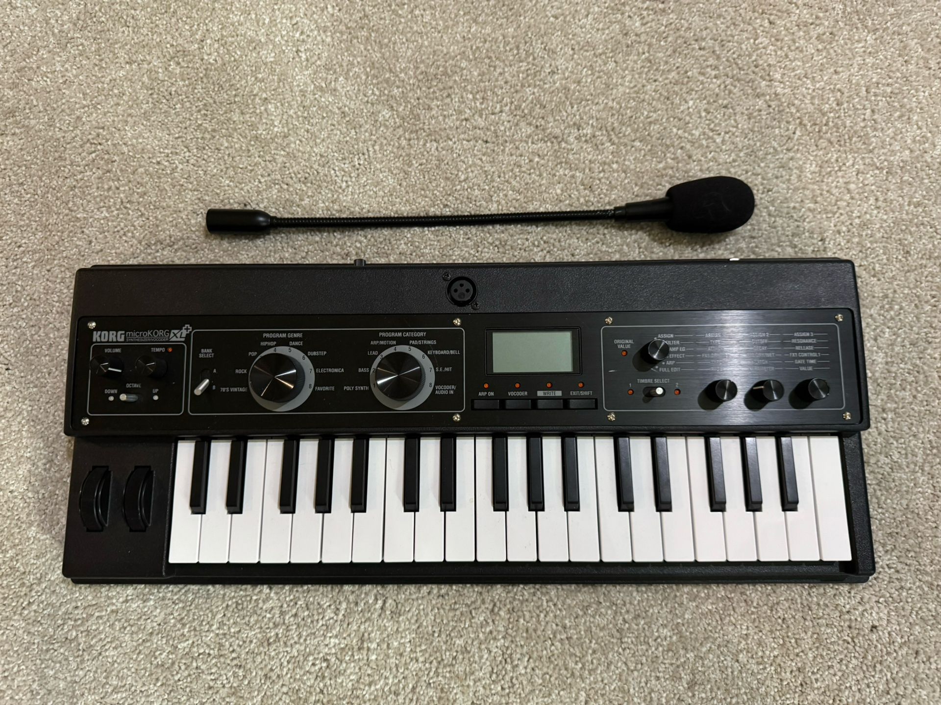 Korg microKORG XL+