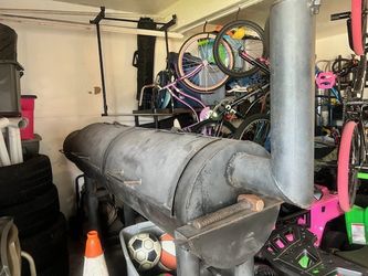 Custom Bbq Grill And Smoker