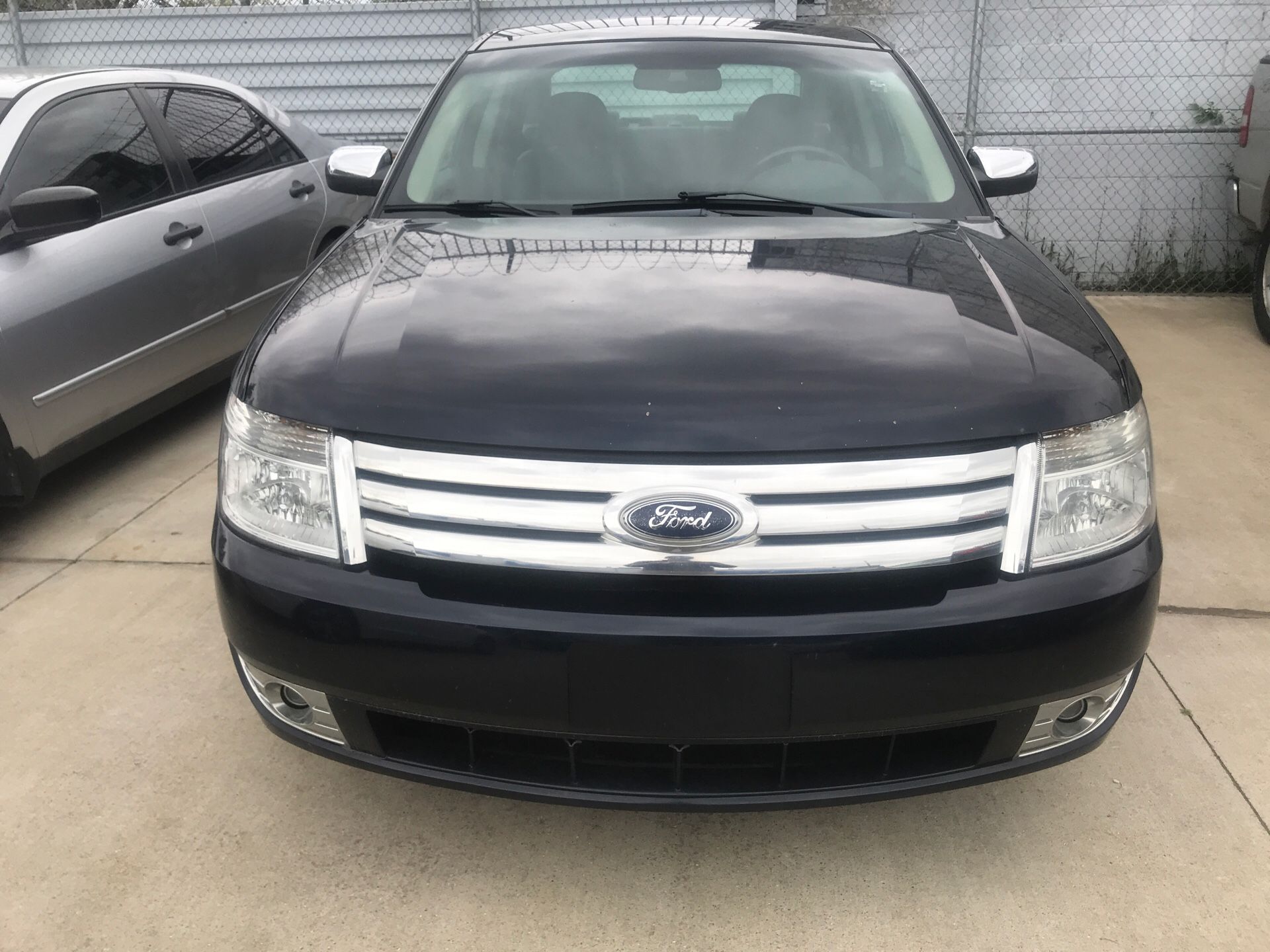 2008 Ford Taurus