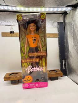 MATTEL 2006 HALLOWEEN HIP BARBIE 🎃Twenty Plus Year Old 🎃 New In Box - NIB
