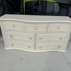 Matching Solid Wood Dressers H28x58x18 H46x40xW20