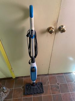 Shark Genus steam vac