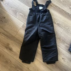 Snow bib size 4