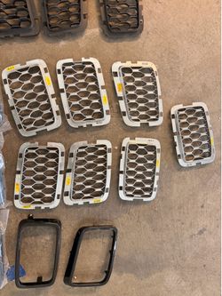 2018 Jeep grand cherokee high altitude grill sections