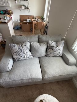 Jerome’s Concord Feather Down Sofa – Excellent Condition