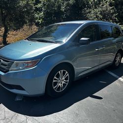 2012 Honda Odyssey EX Van