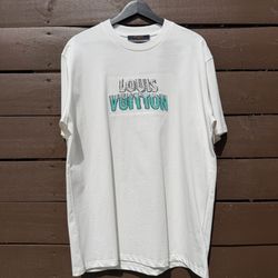 Lv shirt