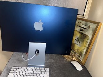 24-inch Blue iMac with 4.5K Retina display