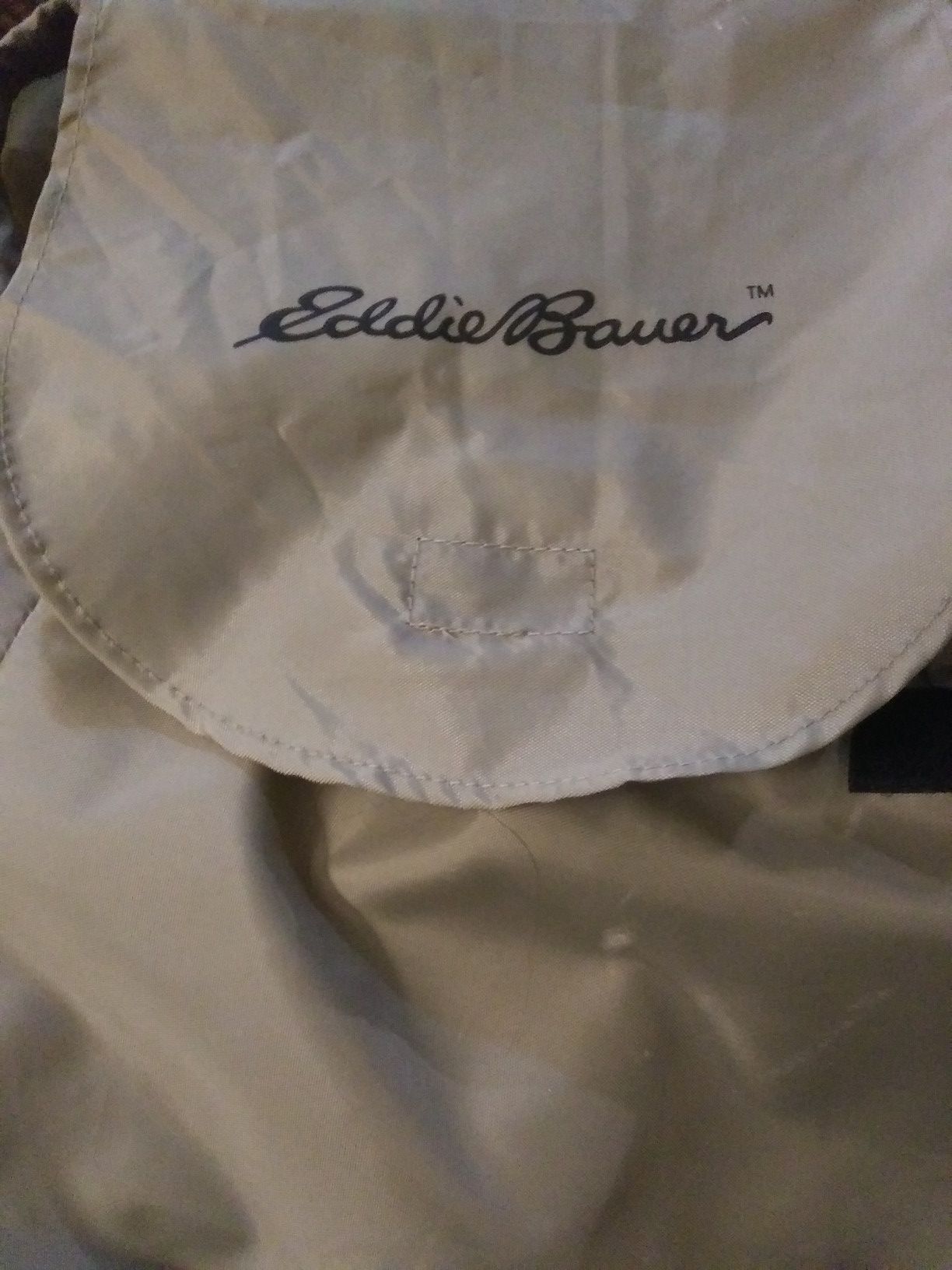 Queensize Eddie Bauer air mattress with builtin pump for Sale in