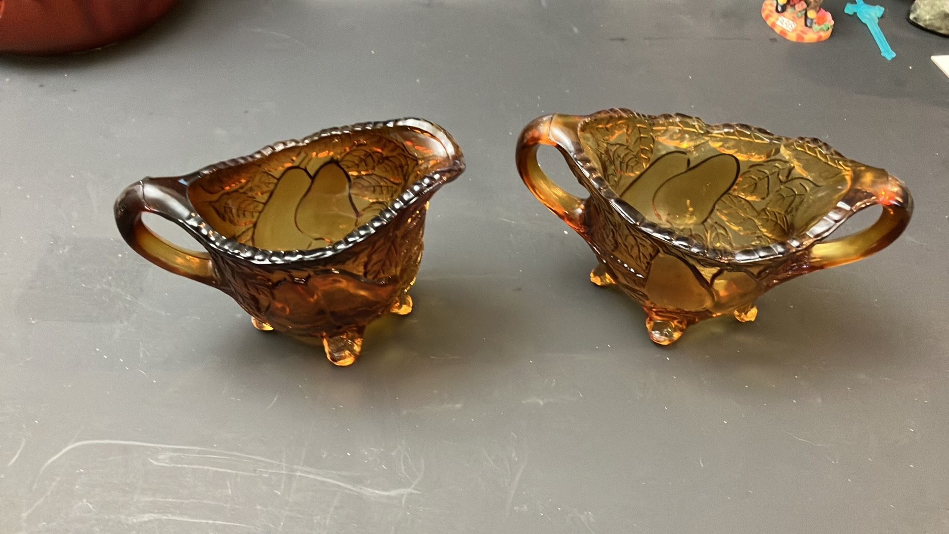 VTG Indiana Glass Sweet Pear Pattern