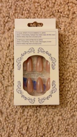 Press on nails