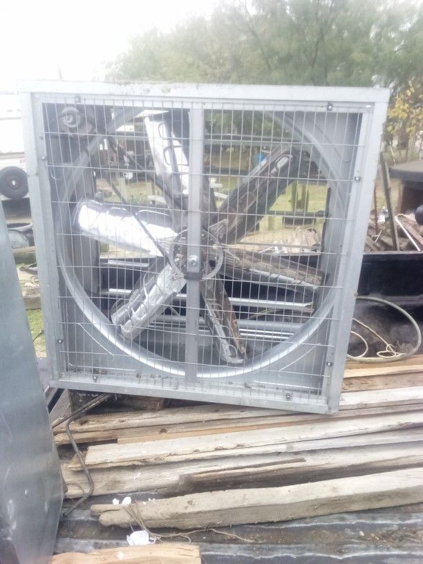 Industrial Exhaust Fans 40in