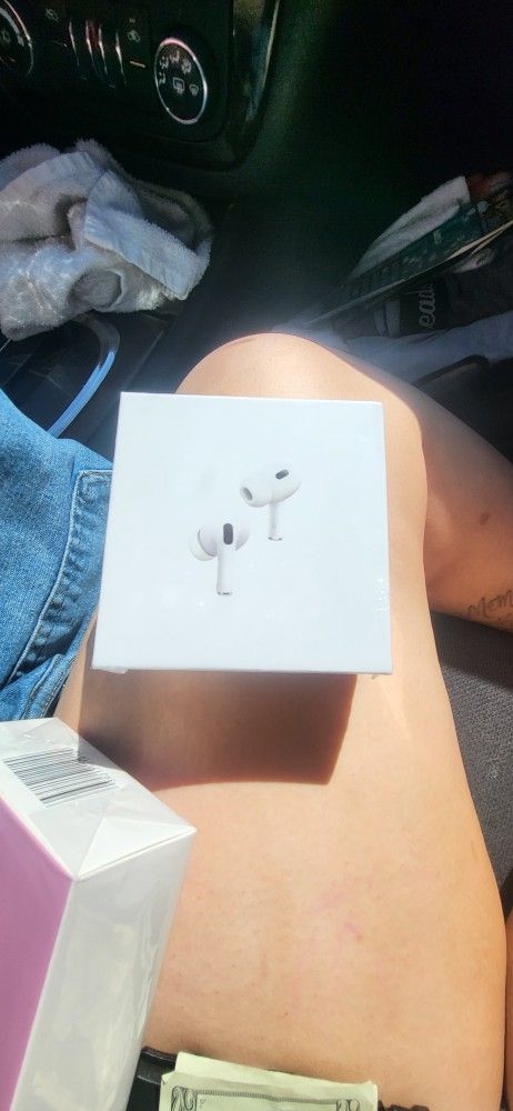 (SEALED) Air Pods 2nd Gen